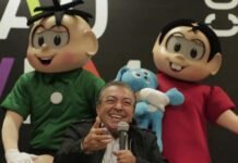 Mauricio de Sousa faz discurso emocionado na abertura da Bienal do Livro Discurso de Mauricio marca início da Bienal do Livro no Riocentro (Foto: Reprodução/YouTube)