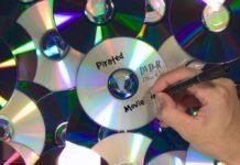 Os 10 filmes mais pirateados de 2015 Top 10 dos filmes mais pirateados de 2015: Interstellar no topo