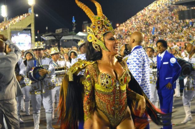 Carnaval 2016: Patrícia Nery é a rainha de bateria da Portela desde 2013 (Foto: Daniel Collyer/Hipermídia Comunicação)