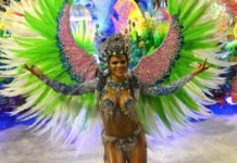 Carnaval 2017: Segundo dia de desfiles do Grupo Especial do Rio de Janeiro em fotos