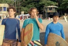 ‘Juacas’: Veja Confira o teaser pôster da produção nacional que chega ao Disney Channel Os surfistas Marcondes Kameha, filho de Juaca, Cezinha e Xorxinho (Foto: Divulgação/Disney Channel)