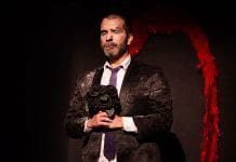 Espetáculo ‘Aqui Jaz Henry’ chega ao Rio de Janeiro após sucesso em SP Aqui Jaz Henry (Foto: Divulgação/William Aguiar)