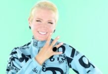 ‘The Four’: Xuxa vai comandar novo reality show da Record "The Four": Xuxa vai comandar novo reality show da Record (Foto: Divulgação)