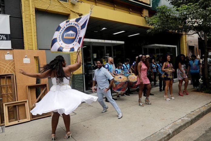 Rosas de Ouro e Cascola (Foto: Divulgação)