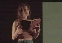 ‘Auto Eus – A Ditadura da Aprovação Social’ volta para o Teatro Poeira em 16 de abril Adriana Perin (Foto: Divulgação)