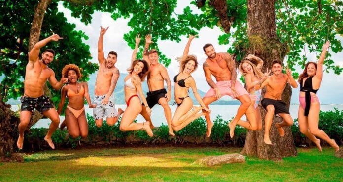 Carlos, Sarah, Gui Leonel, Tati, Gabriel, Gabi, Bruno, Bifão, Cleber e Yasmin no De Férias com o Ex Brasil (Foto: Divulgação/MTV Brasil)