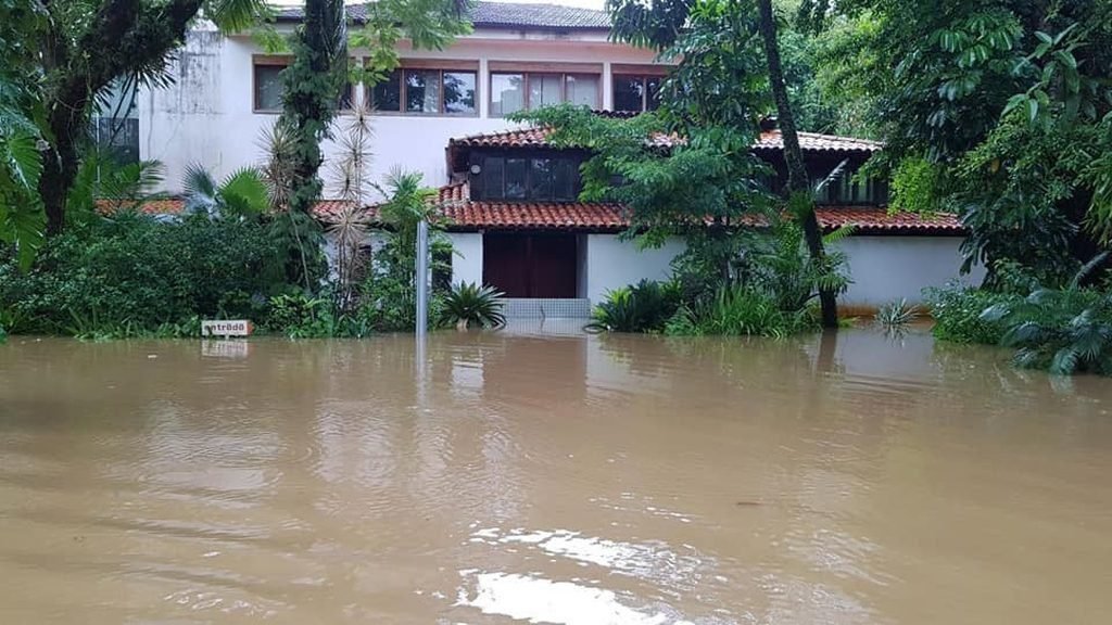 Tempestade do dia 9 de abril na cidade resultou na pior inundação da história do Museu do Pontal (Foto: Divulgação)