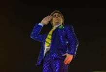 Carnaval 2020: Marcelo Adnet satiriza Bolsonaro em desfile da São Clemente Marcelo Adnet desfilou pela São Clemente (Foto: Dhavid Normando/Riotur)