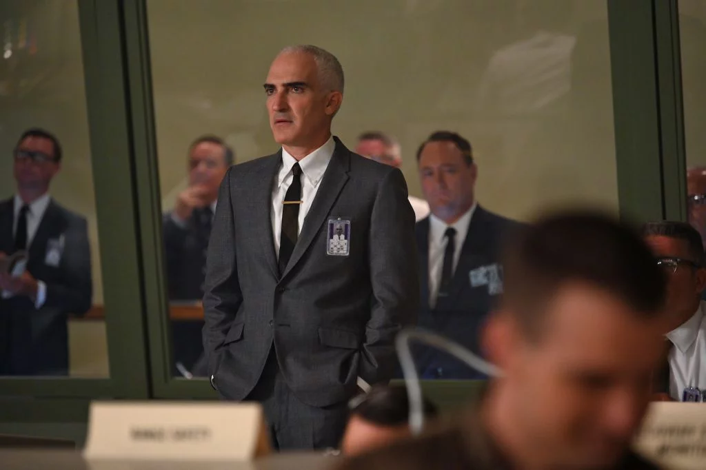 Patrick Fischler interpreta Bob Gilruth em "Os Eleitos"