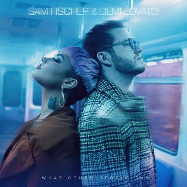 Sam Fischer e Demi Lovato lançam o clipe da colaboração "What Other People Say"