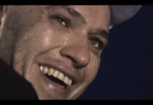 MTV estreia documentário ‘Chorão: Marginal Alado’ "Chorão: Marginal Alado" narra a trajetória do vocalista da banda Charlie Brown Jr. (Foto: Divulgação)