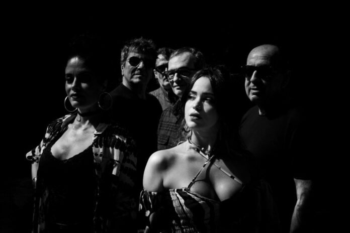 Blitz lança "O Lado Escuro da Rua", single do álbum "Supernova" (Foto: Ale Ruaro)