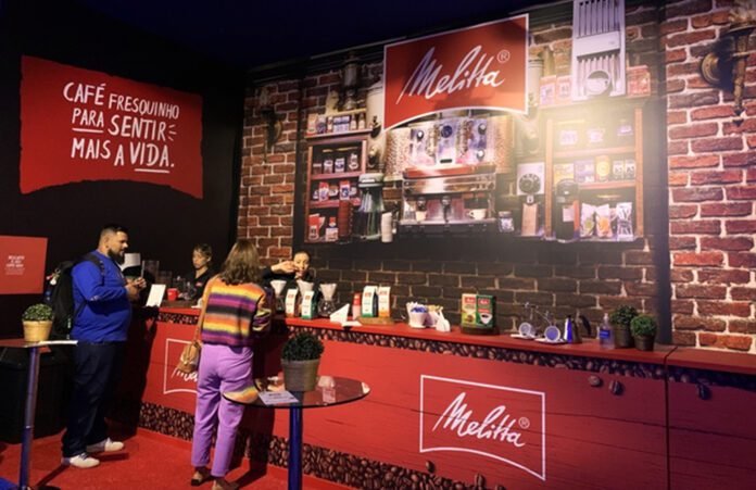 Melitta lança edição limitada do café FRIENDS na Casa Warner 2023 (Foto: Divulgação)