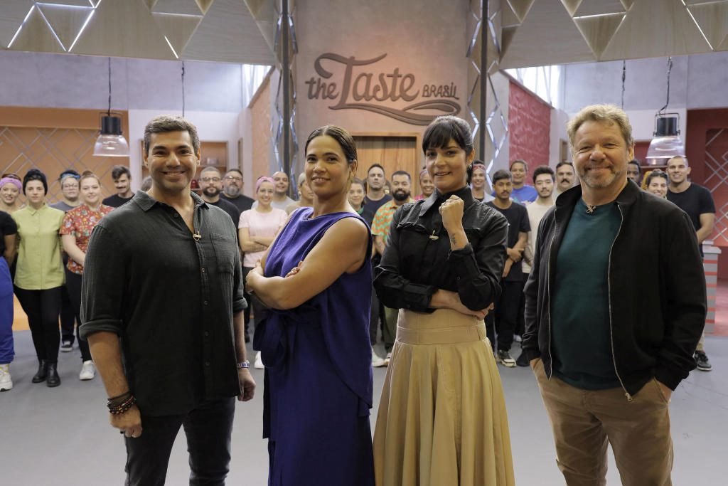Nova edição do "The Taste Brasil" estreia hoje com as novas chefs Manu Ferraz e Manu Buffara ao lado de Claude Troisgros e Felipe Bronze (Foto: Adalberto de Melo/Pygmeu)
