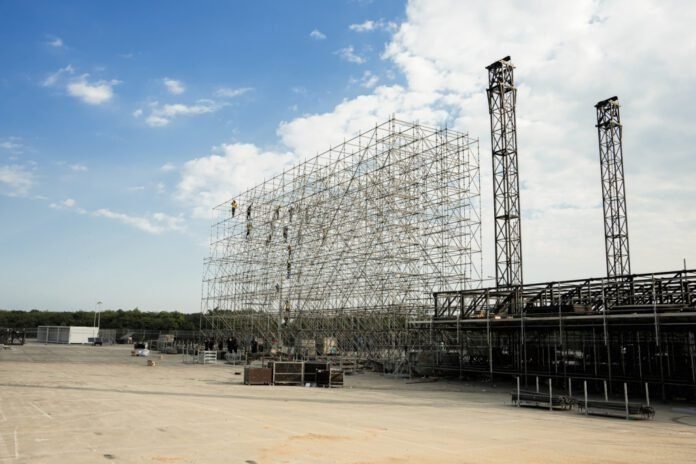 Rock in Rio inicia montagem dos Palcos Mundo e Sunset para 2024 (Foto: Jorge Porci)