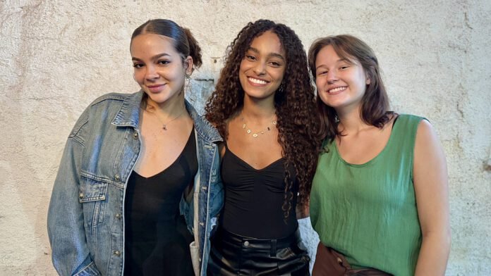 Mel Maia, Letícia Braga e Lívia Silva iniciam filmagens de 'Apenas 3 Meninas' (Foto: Ajota Nunes)