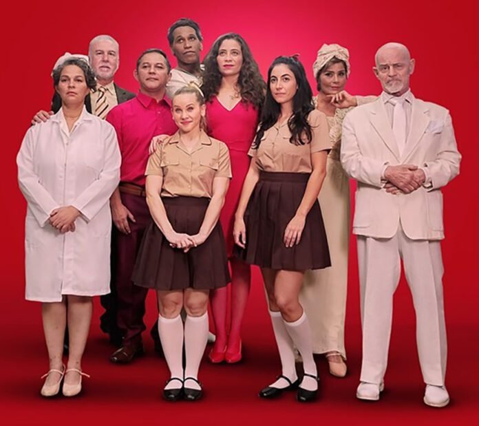 Nelson Rodrigues volta aos palcos com 'Perdoa-me por me traíres' (Foto: Sandro Valério) Nelson Rodrigues volta aos palcos com 'Perdoa-me por me traíres' (Foto: Sandro Valério)