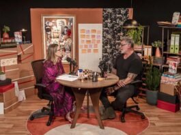 Alexandre Frota aborda afastamento do filho e mudança política em videocast do UOL Alexandre Frota fala sobre mudança política e relação familiar no 'Desculpa Alguma Coisa' (Foto: Divulgação)