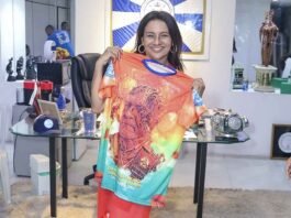 Carnaval 2026: Dira Paes representa Dona Lindu no desfile da Acadêmicos de Niterói Dira Paes vive Dona Lindu em enredo da Acadêmicos de Niterói no Rio (Foto: S1 Fotografia/Divulgação Gardel Assessoria)