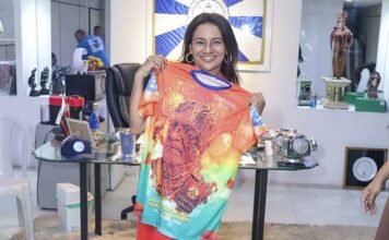 Carnaval 2026: Dira Paes representa Dona Lindu no desfile da Acadêmicos de Niterói Dira Paes vive Dona Lindu em enredo da Acadêmicos de Niterói no Rio (Foto: S1 Fotografia/Divulgação Gardel Assessoria)