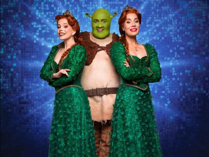 Fabi Bang, Tiago Abravanel e Myra Ruiz estão no elenco de Shrek - O Musical, que conta com 15 marcas aliadas em montagem em SP (Foto: Jairo Goldflus/Divulgação)