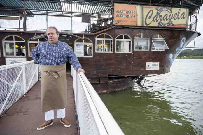 Jacquin visita restaurante na Represa Billings em novo episódio (Foto: Renato Pizzutto/Band)