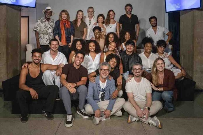 Elenco e equipe de ‘Por Você’ participaram de workshop nos Estúdios Globo (Foto: Fábio Rocha)