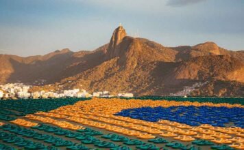 Havaianas leva mosaico ao Pão de Açúcar em ação no Rio Havaianas leva mosaico ao Pão de Açúcar em ação no Rio (Foto: Divulgação)