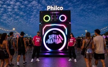 Philco cria caixa de som e leva Beat Hero ao Rock in Rio 2026 Estande da Philco recria uma caixa de som de aproximadamente 5 metros de altura (Foto: Divulgação/Philco)