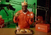 Terry Crews estrela campanha da Shopee em parceria com Burger King Terry Crews participa da campanha conjunta entre Shopee e Burger King (Foto: Divulgação/Burger King)