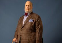 Ed Motta lança ‘Toc-Toc’ e volta ao português após 13 anos Ed Motta lança o álbum 'Toc-Toc' em 25 de setembro (Foto: Jorge Bispo)